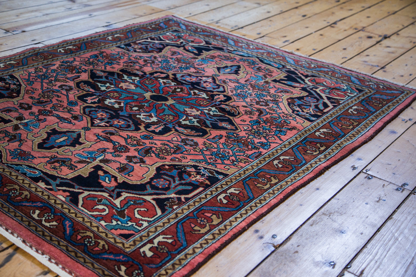  Vintage Bidjar Square Rug / Item ee001505 image 2