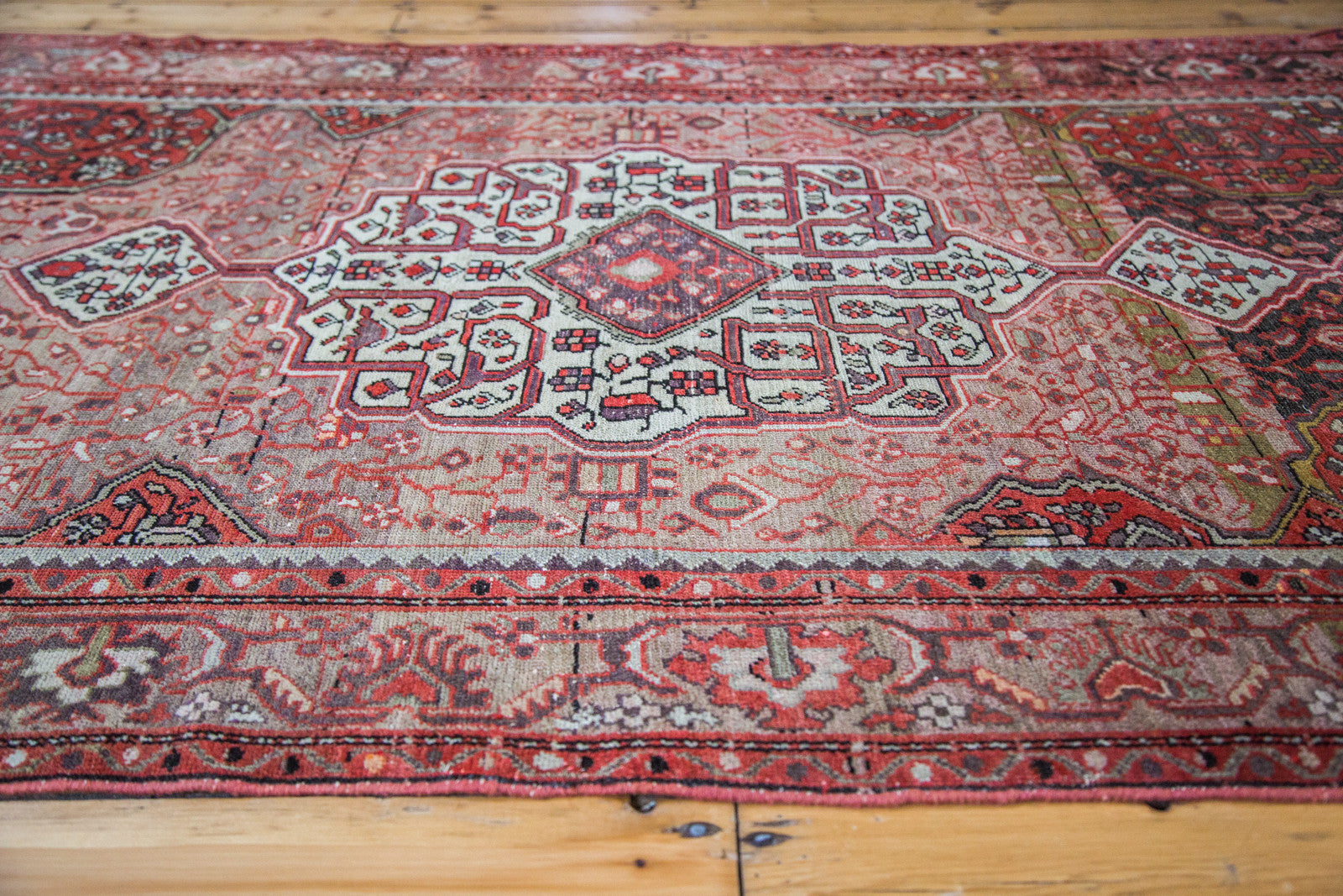 4.5x6.5 Vintage Malayer Rug // ONH Item ee001540 Image 1