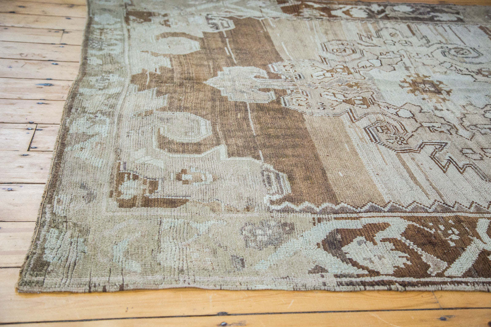 6x9 Vintage Oushak Carpet // ONH Item ee001555 Image 1