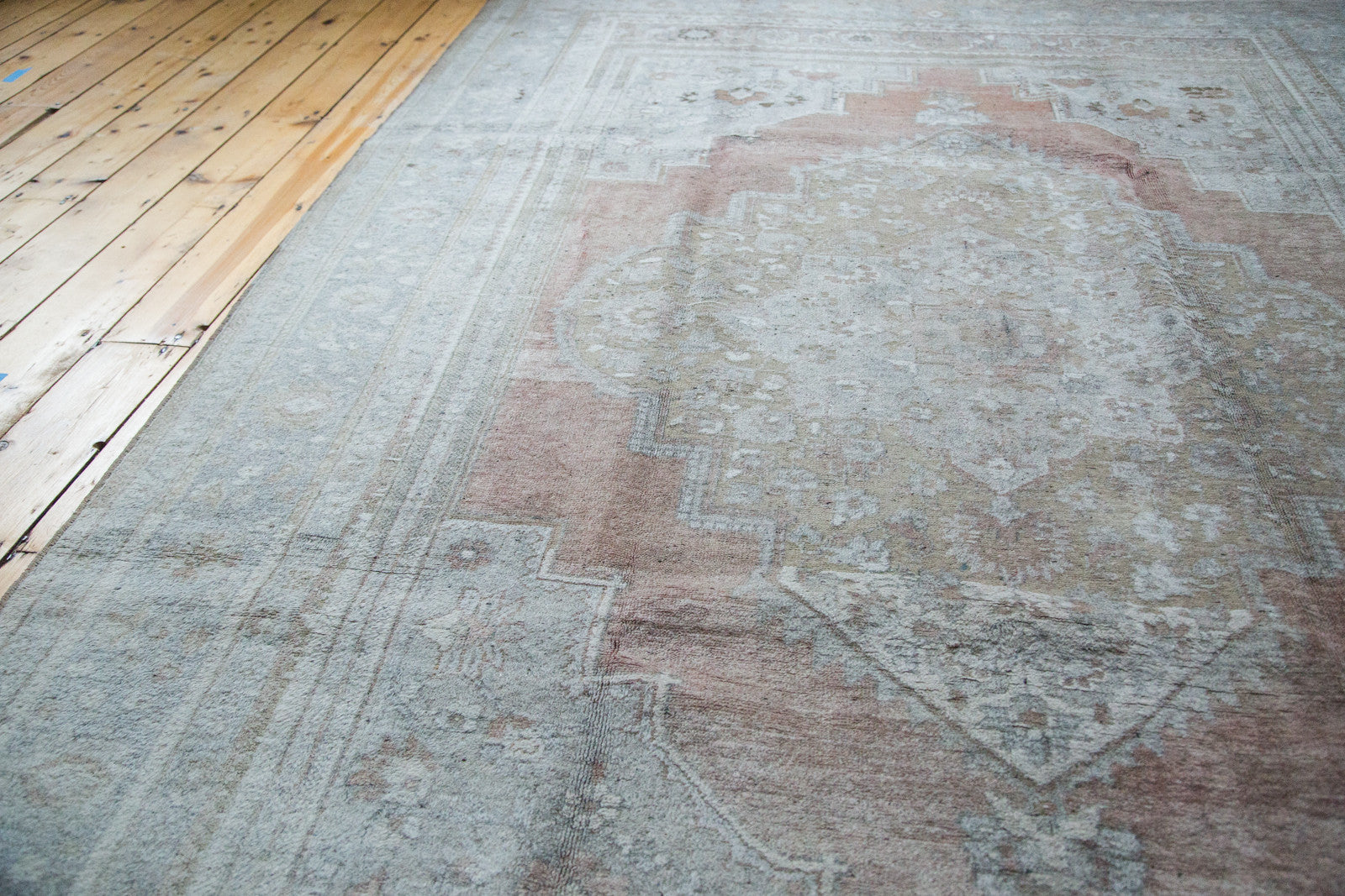 6.5x10 Vintage Oushak Carpet // ONH Item ee001581 Image 1