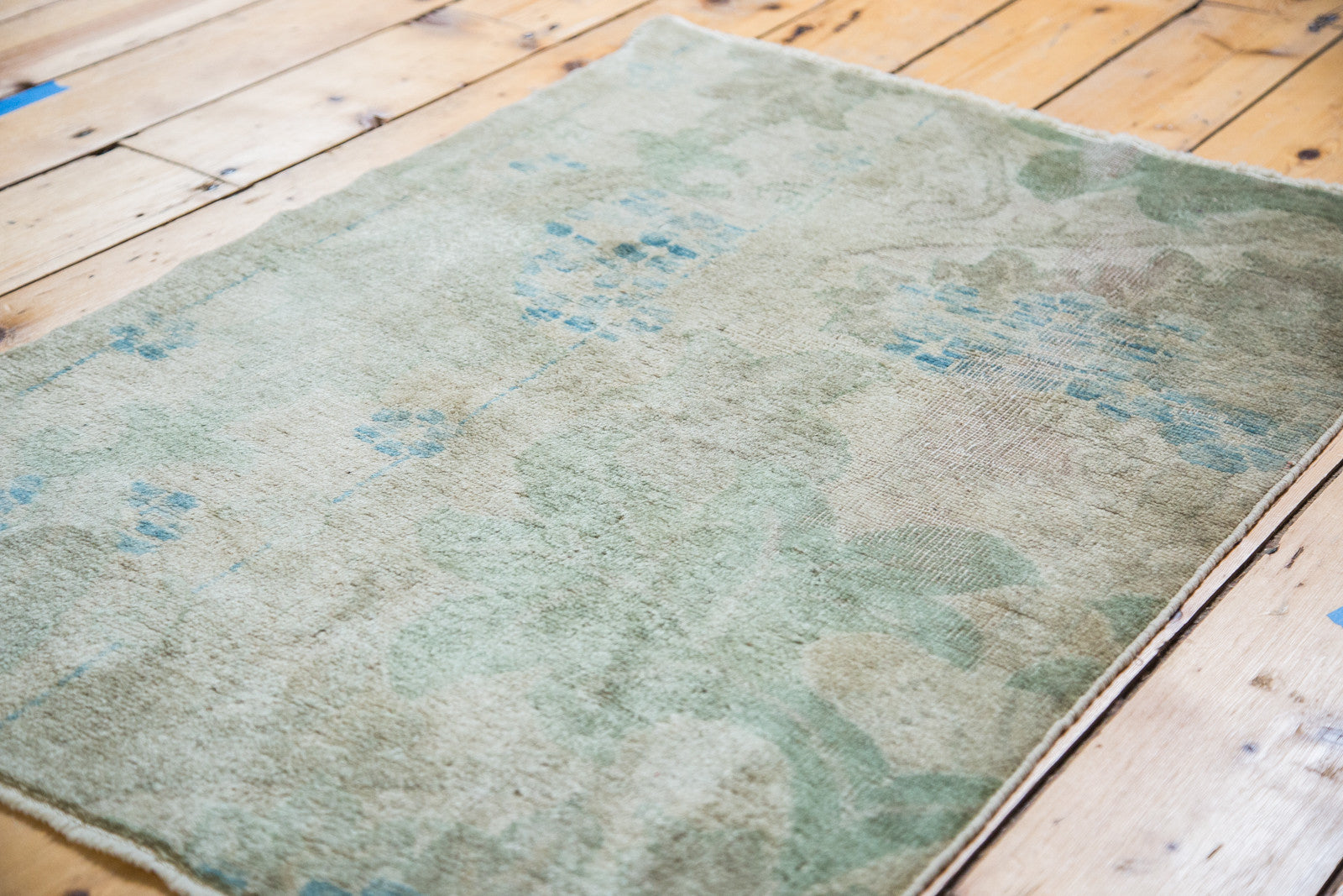 2.5x3.5 Distressed Oushak Rug // ONH Item ee001582 Image 1