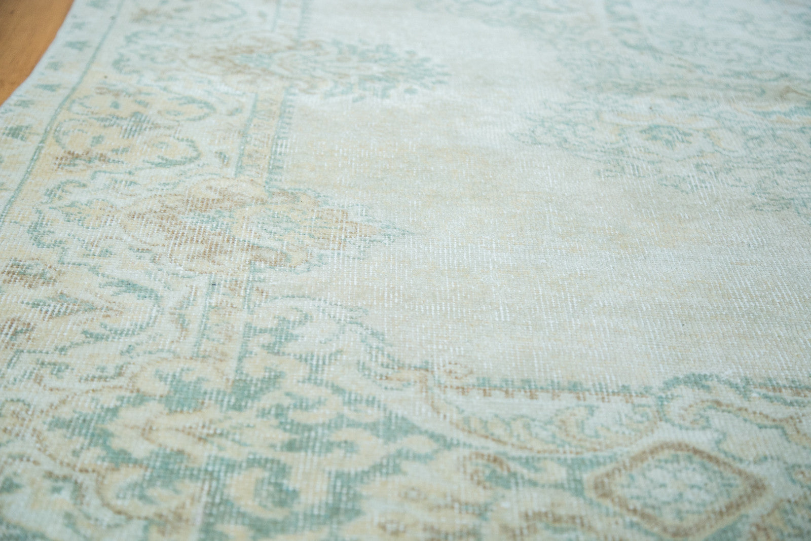  Distressed Oushak Carpet / Item ee001601 image 2