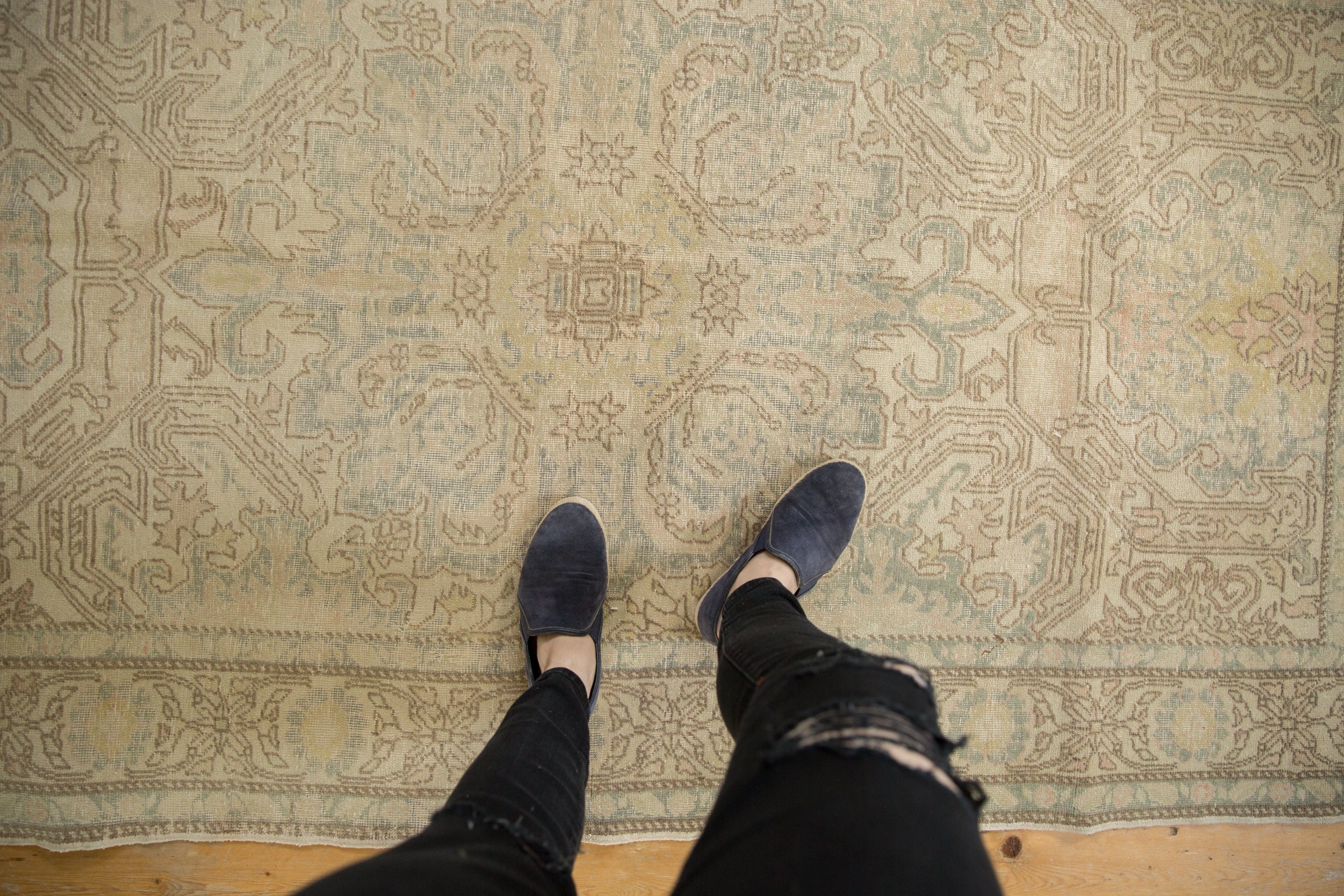 4x8 Distressed Sivas Rug Runner // ONH Item ee001613 Image 1