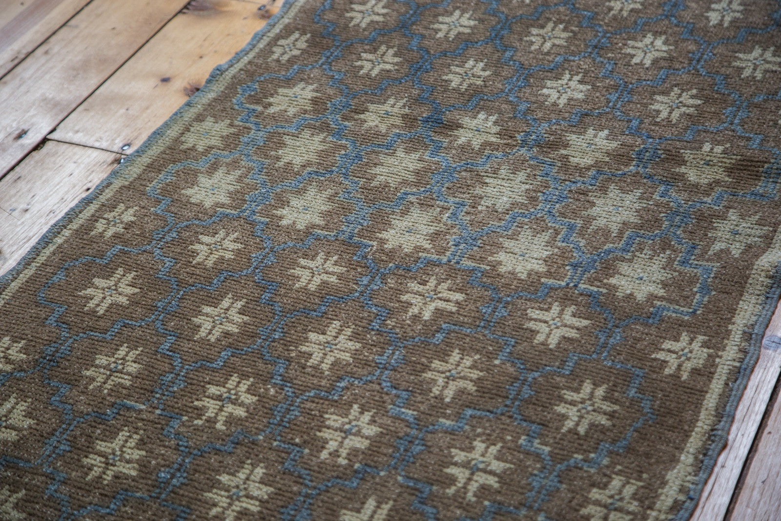 2.5x6.5 Distressed Oushak Rug Runner // ONH Item ee001617 Image 1