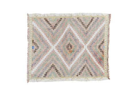 2.5x3 Vintage Jijim Rug // ONH Item ee001662