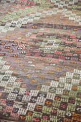 5.5x8 Distressed Jijim Carpet // ONH Item ee001674 Image 4