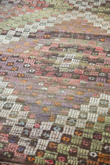 5.5x8 Distressed Jijim Carpet // ONH Item ee001674 Image 4