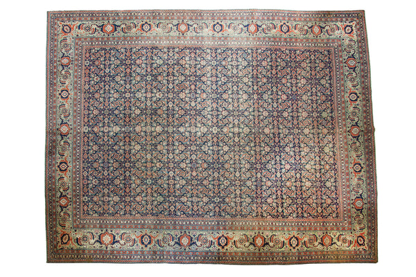9'9" x 12'5" Distressed Tabriz Carpet / Item ee001731 image 1