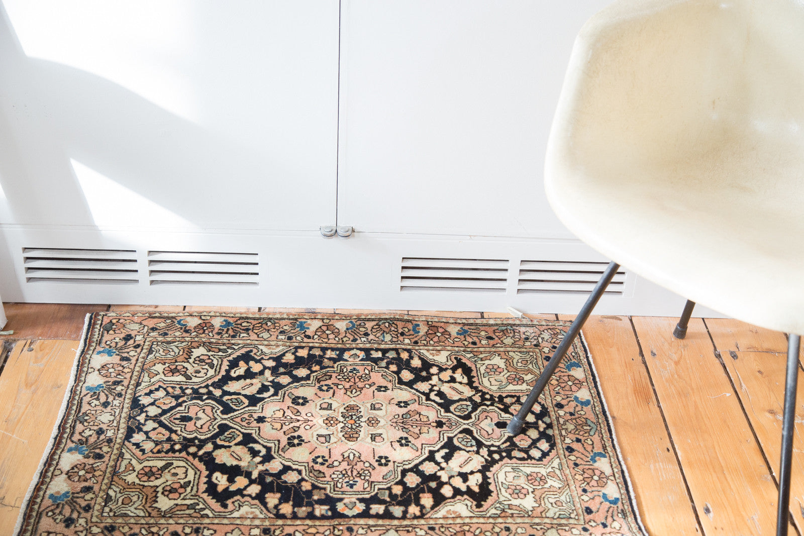 2x3 Vintage Sarouk Rug Mat // ONH Item ee001743 Image 1