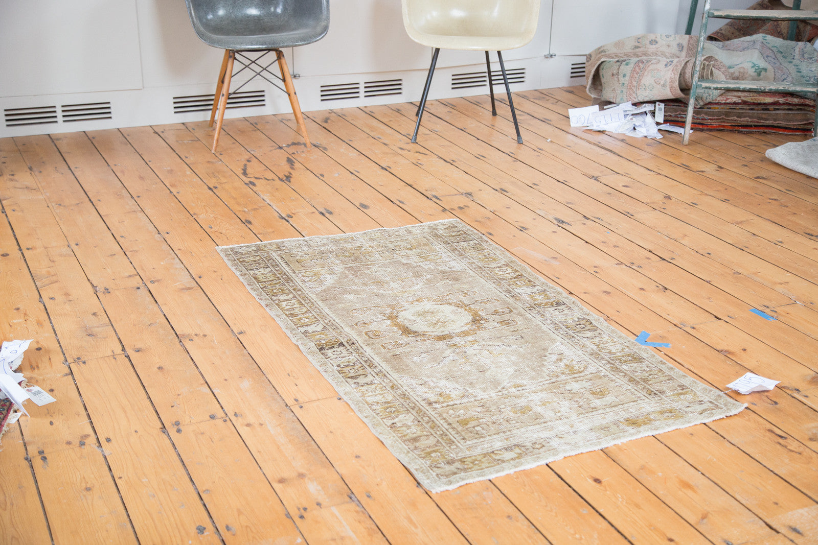 3x5 Distressed Oushak Rug // ONH Item ee001795 Image 1