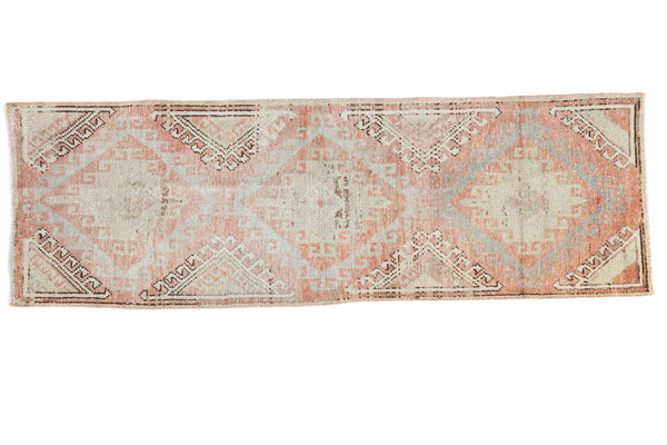 2.5x7.5 Distressed Oushak Runner // ONH Item ee001824