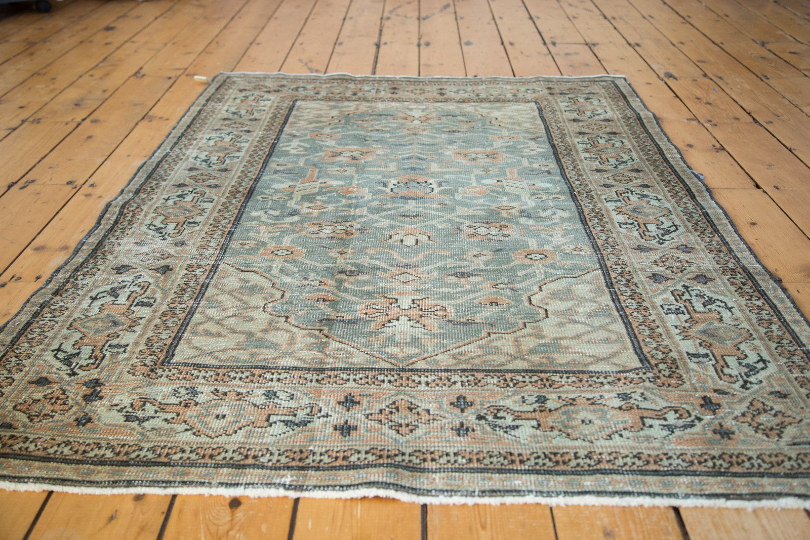 4x6 Distressed Oushak Rug // ONH Item ee001848 Image 1