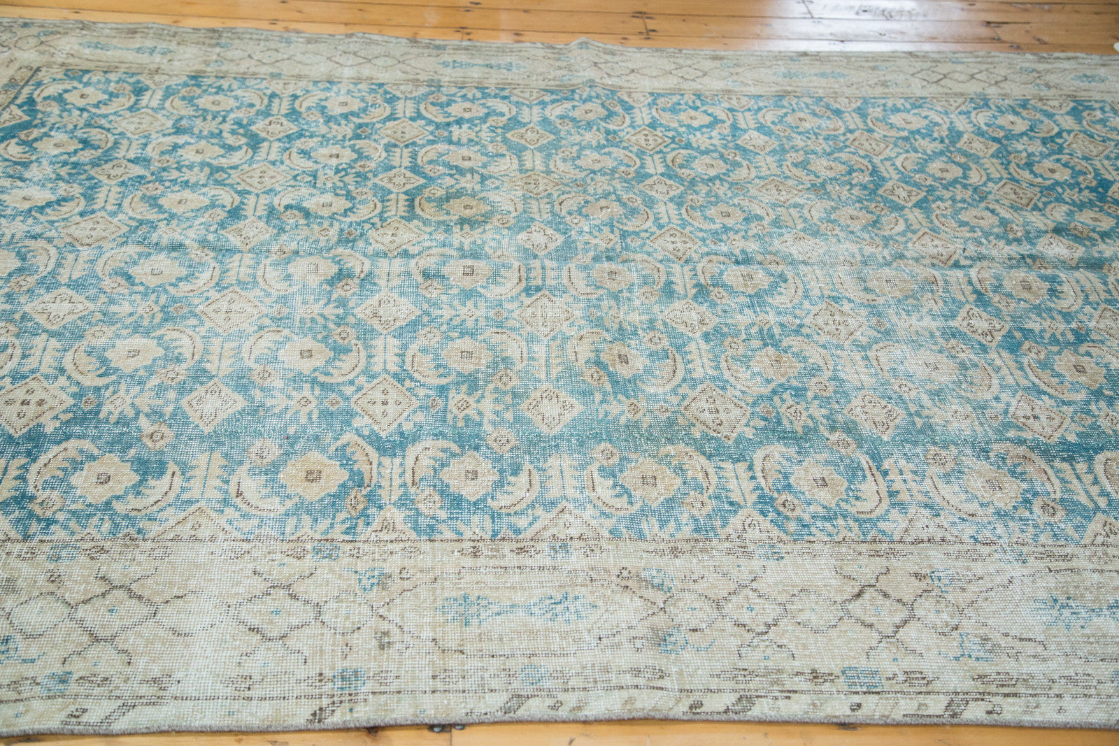 6x9 Distressed Oushak Carpet // ONH Item ee001890 Image 1