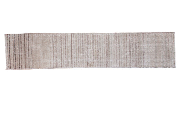 2x8.5 Distressed Oushak Runner // ONH Item ee001893