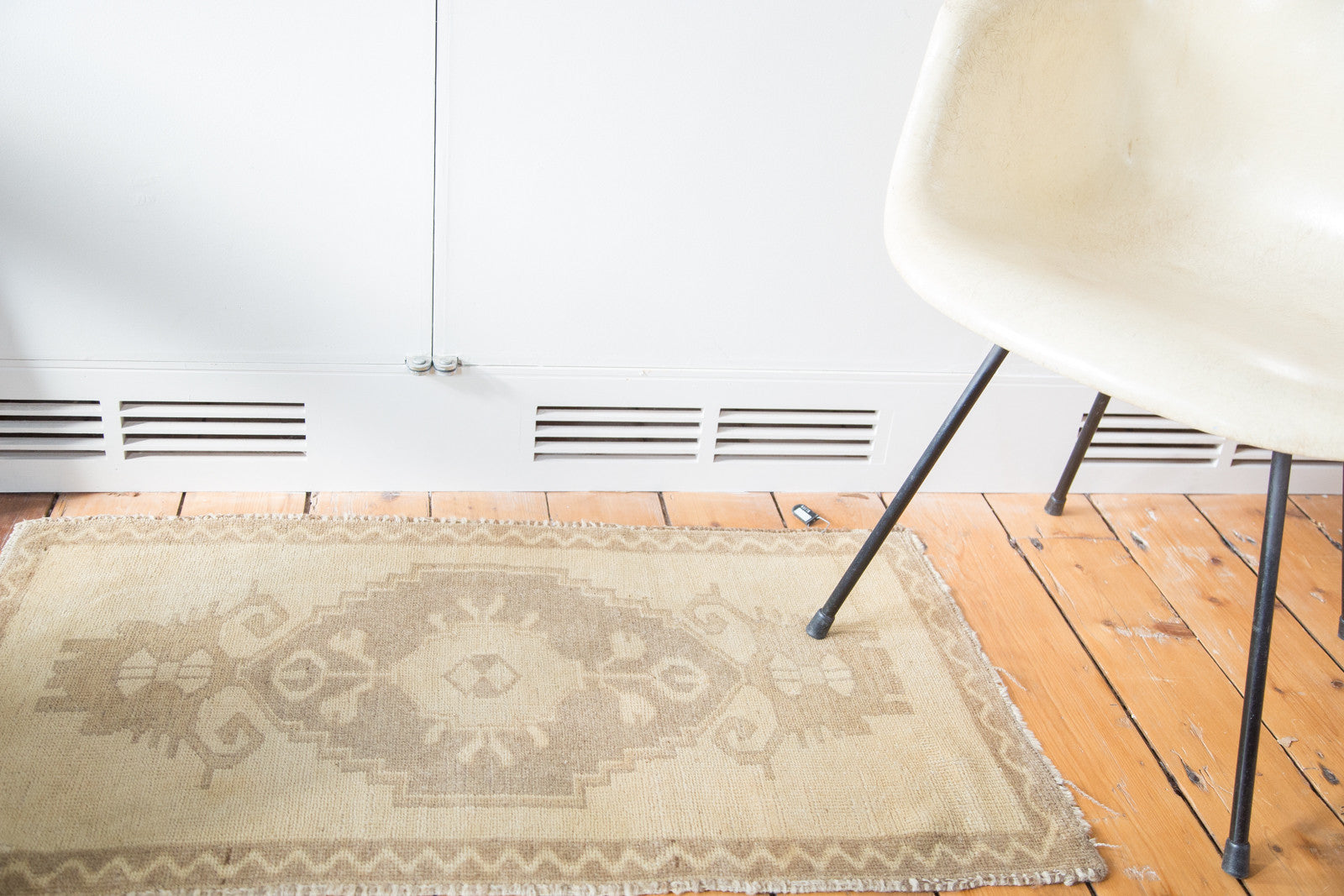 2x3.5 Vintage Oushak Rug Mat // ONH Item ee001909 Image 1