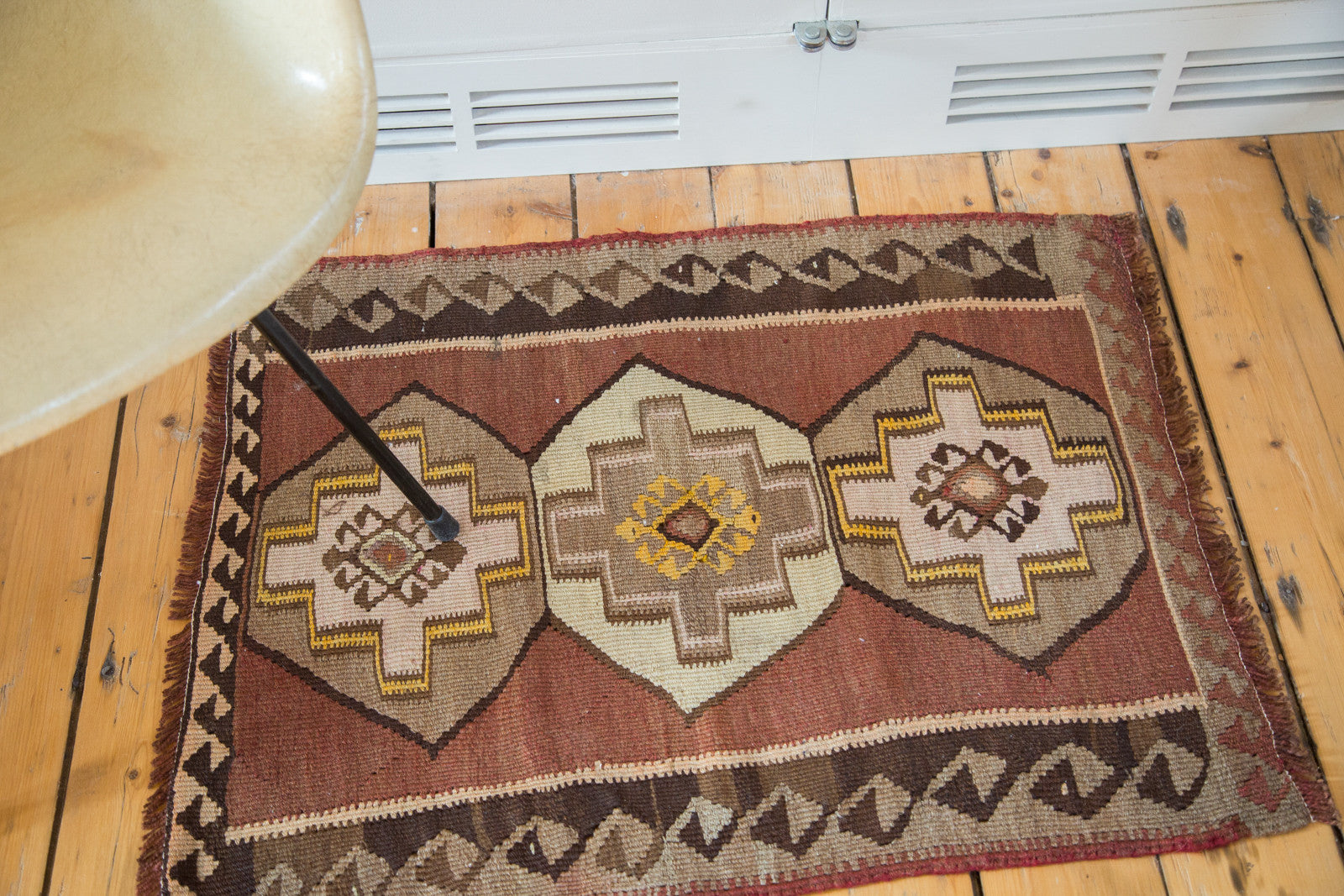 2x3 Vintage Kilim Rug Mat // ONH Item ee001941 Image 1