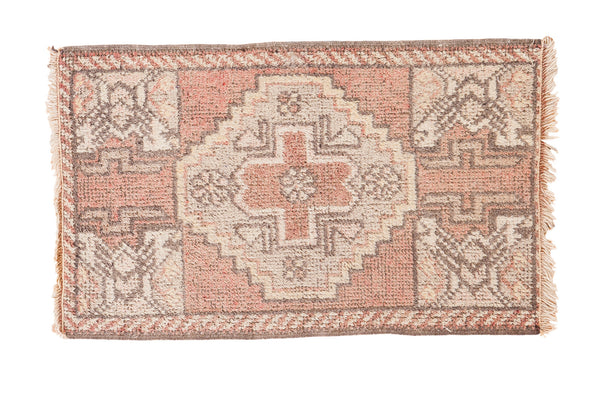 2x3 Vintage Oushak Rug Mat // ONH Item ee001945