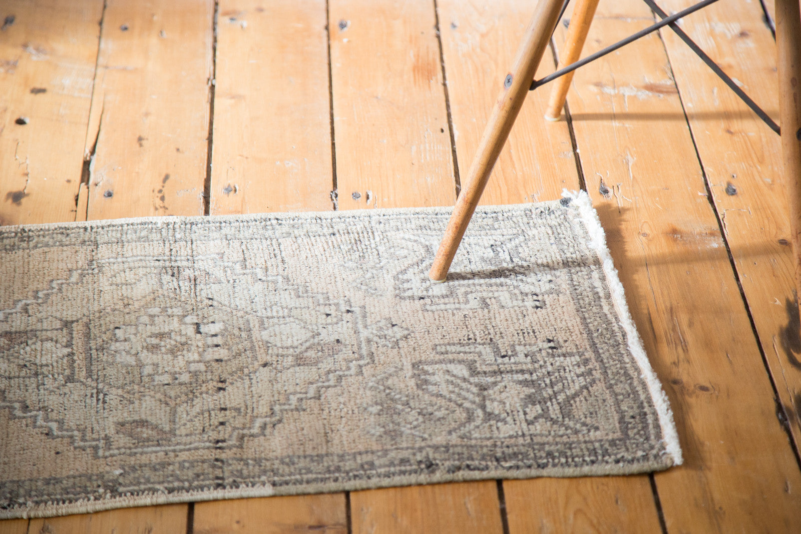 1.5x3 Distressed Oushak Rug Mat // ONH Item ee001952 Image 1