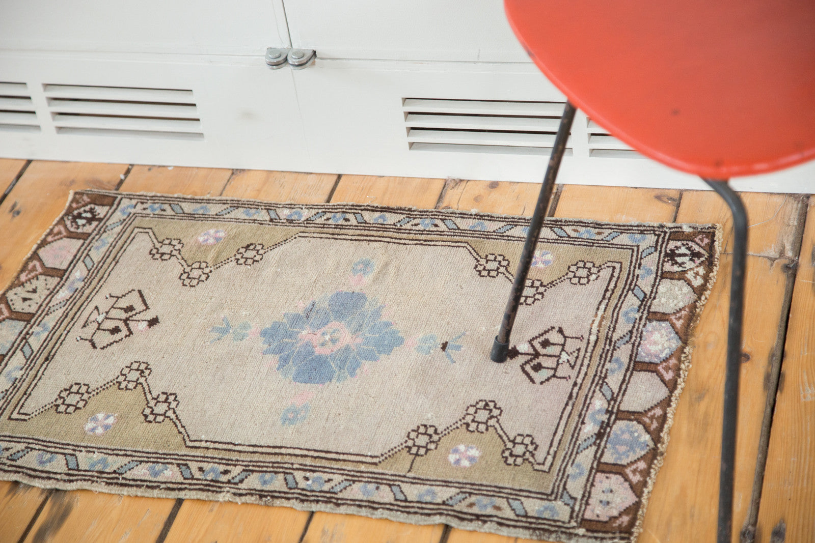 1.5x2.5 Vintage Oushak Rug Mat // ONH Item ee001983 Image 1