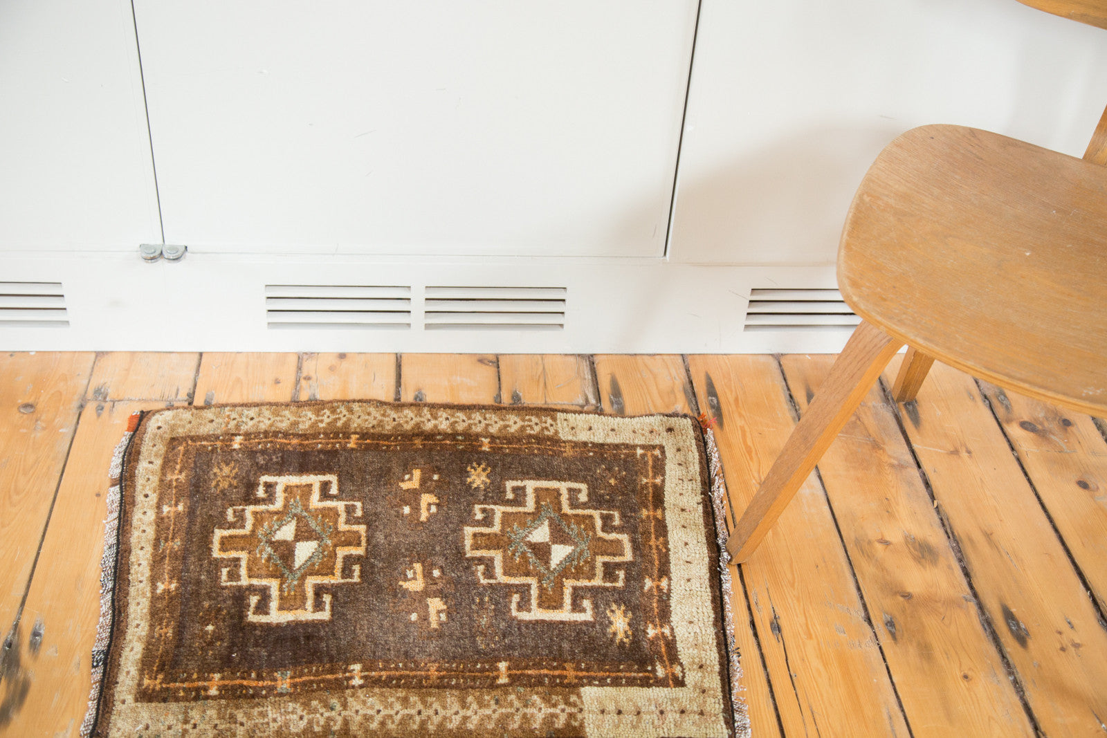 2x2.5 Vintage Oushak Square Rug Mat // ONH Item ee001988 Image 1