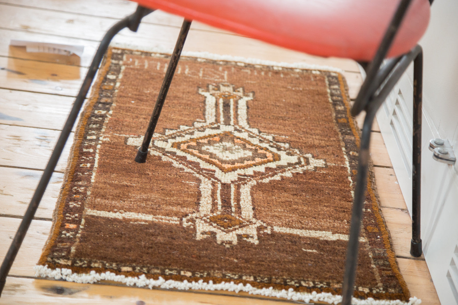 1.5x2.5 Vintage Oushak Rug Mat // ONH Item ee001989 Image 1