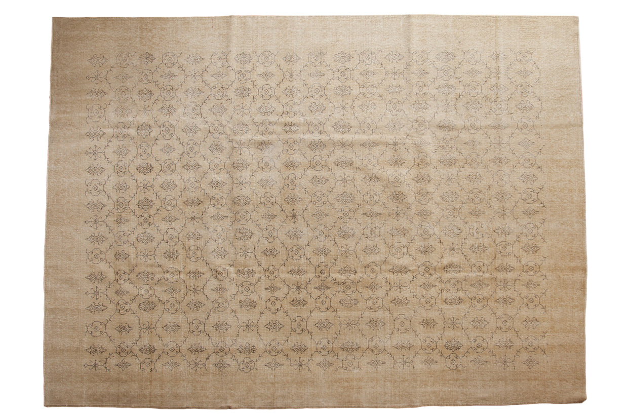 8x10.5 Distressed Oushak Carpet // ONH Item ee002014