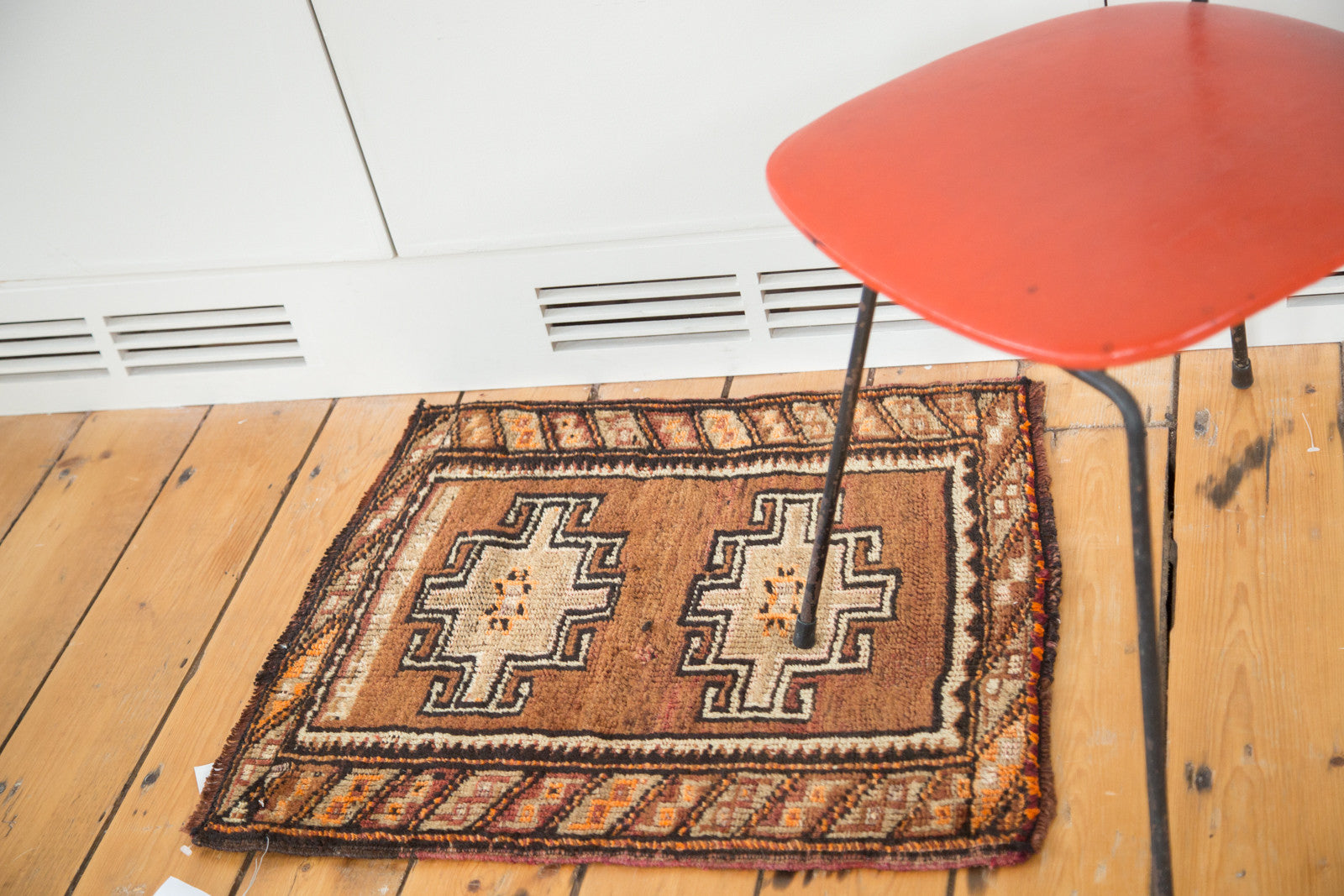 2x2 Vintage Oushak Square Rug Mat