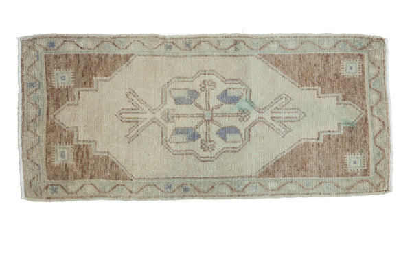 1.5x3 Vintage Oushak Rug Mat // ONH Item ee002043