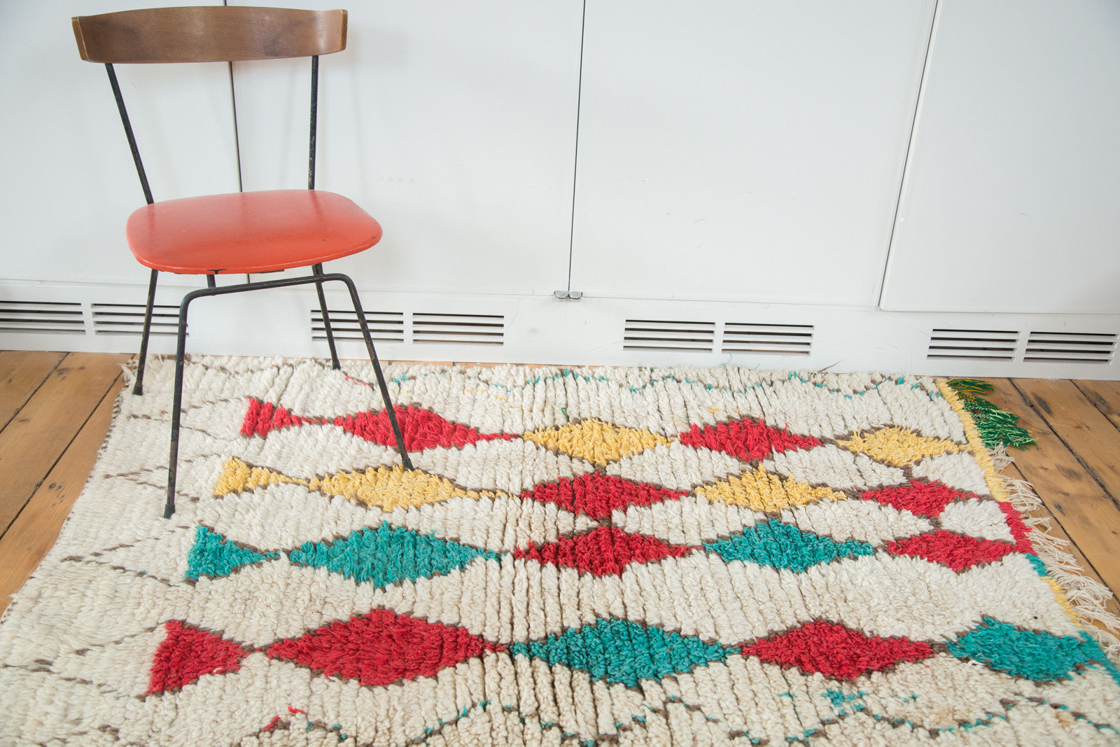 4x5.5 Vintage Moroccan Rug // ONH Item ee002046 Image 1