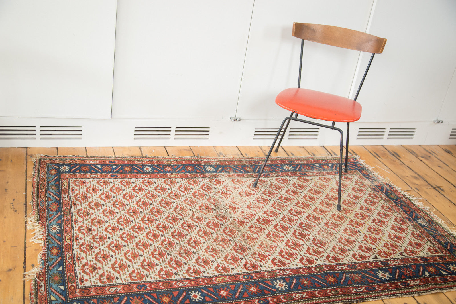 4x6 Distressed Malayer Rug // ONH Item ee002051 Image 1