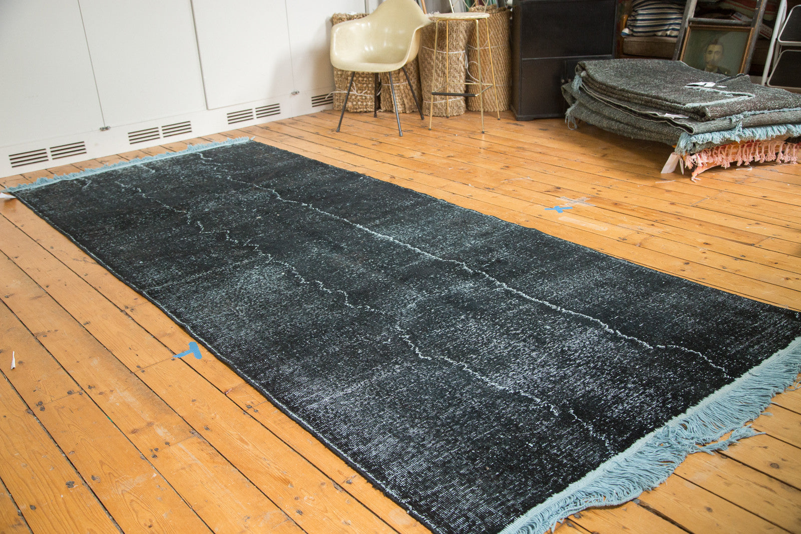  Vintage Overdyed Distressed Gallery Rug Runner / Item ee002084 image 2