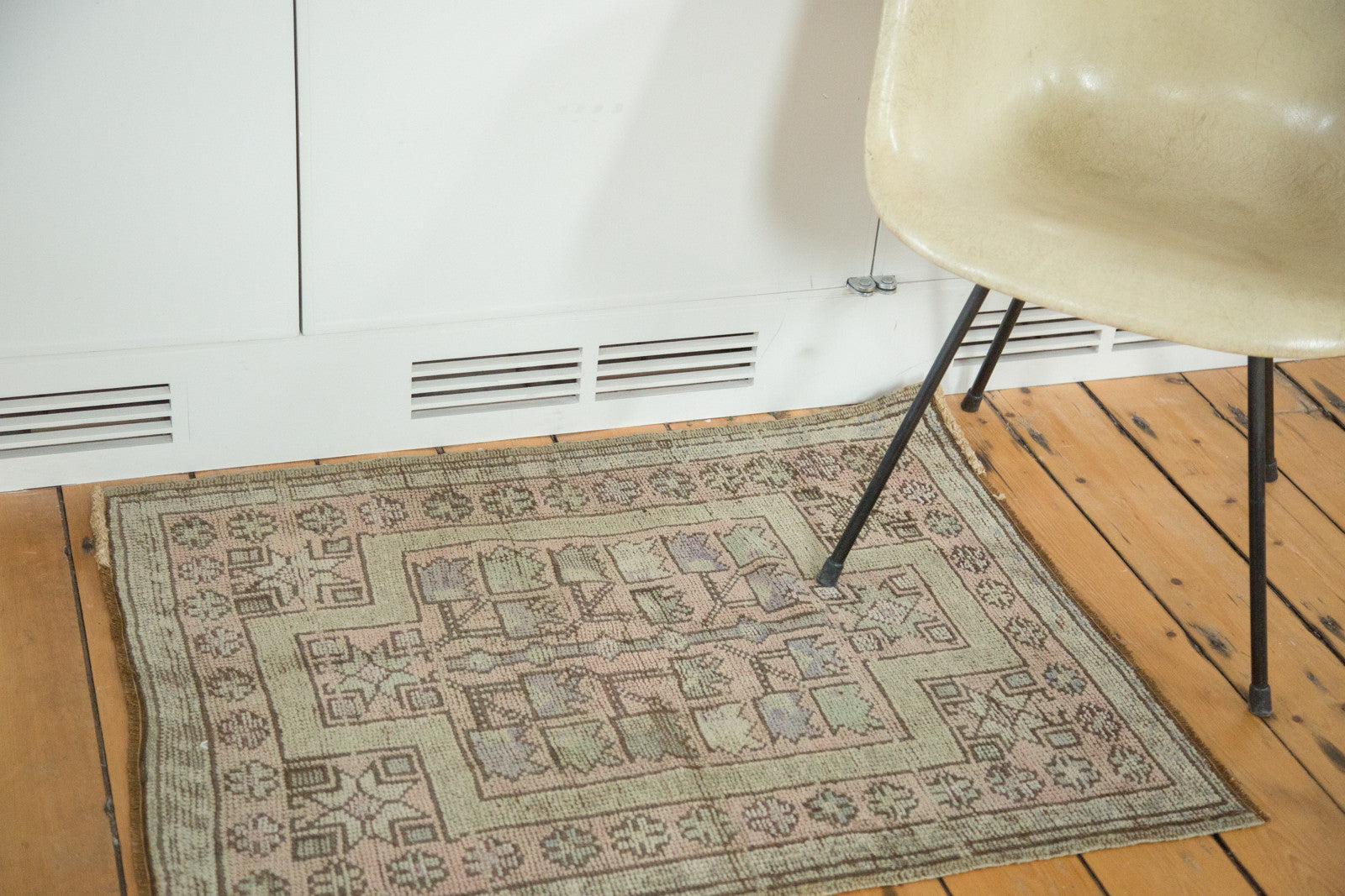 2.5x3.5 Vintage Oushak Rug Mat // ONH Item ee002122 Image 1