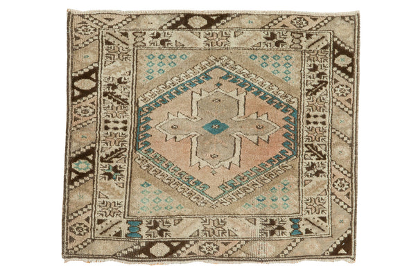 3x3 Vintage Oushak Square Rug // ONH Item ee002149