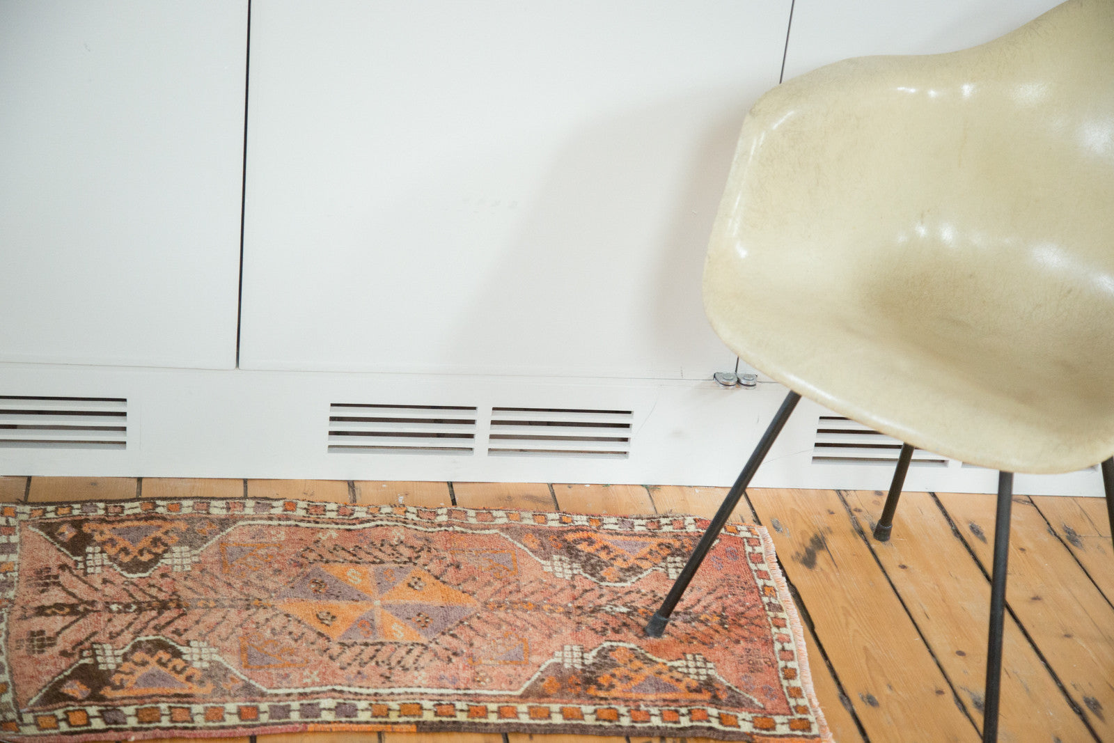 1.5x3.5 Vintage Oushak Rug Mat Runner // ONH Item ee002187 Image 1