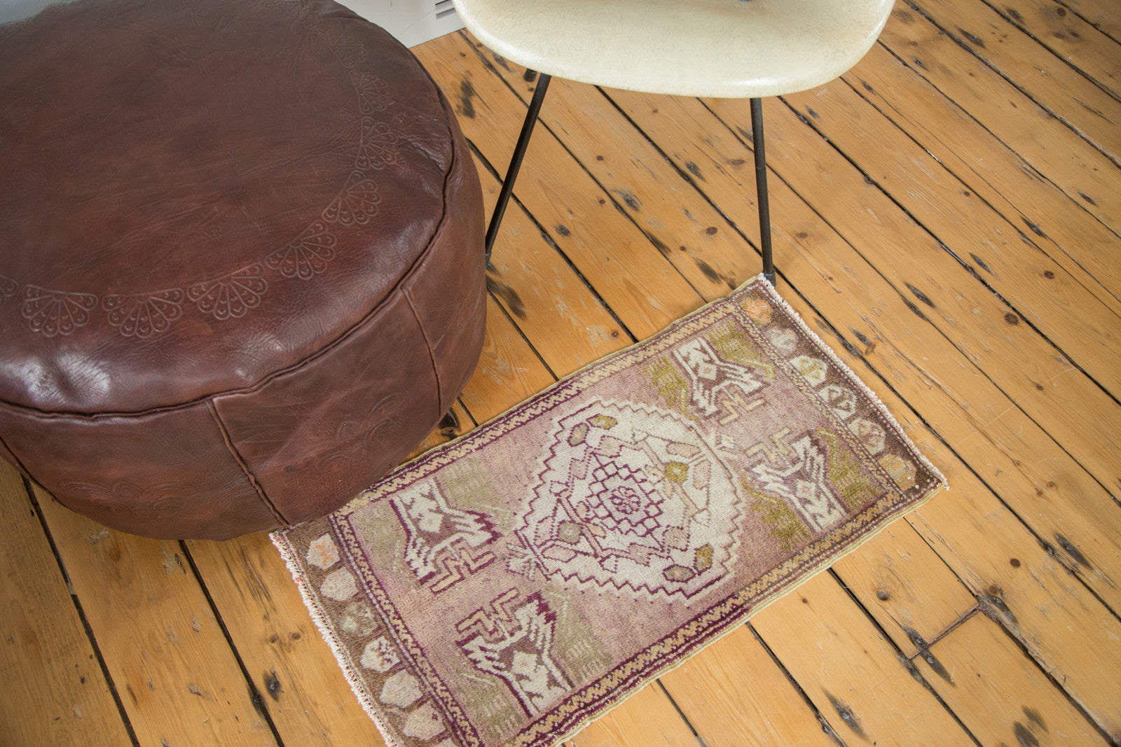 1.5x3 Vintage Oushak Rug Mat Runner // ONH Item ee002202 Image 1