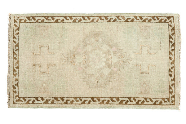 2x3 Vintage Oushak Distressed Rug Mat // ONH Item ee002203