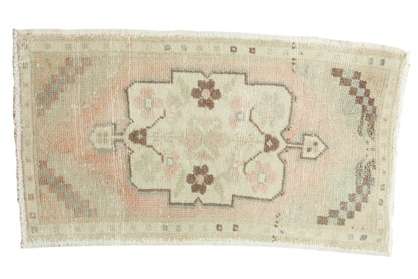 1.5x3 Vintage Oushak Distressed Rug Mat Runner // ONH Item ee002207