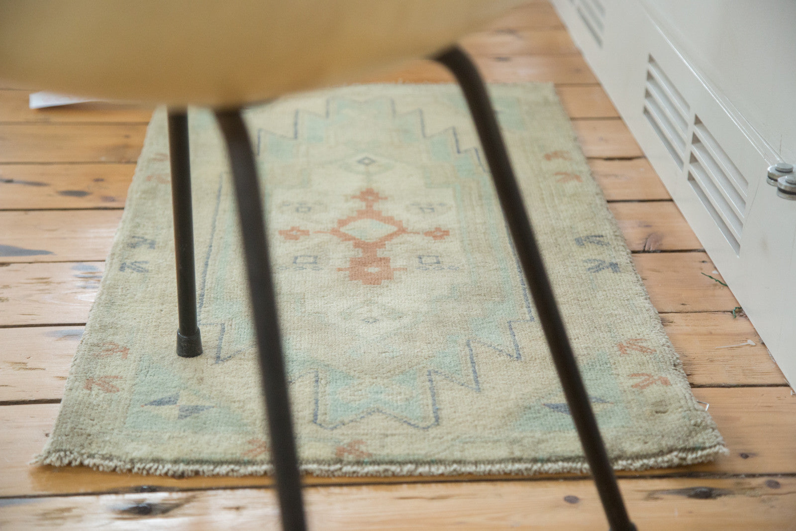 1.5x3 Vintage Oushak Rug Mat Runner // ONH Item ee002208 Image 1