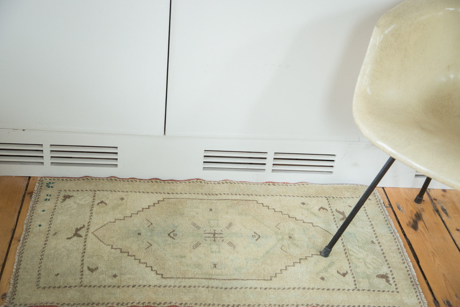 2x3.5 Vintage Oushak Rug Mat // ONH Item ee002212 Image 1