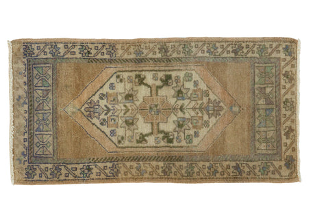 1.5x3.5 Vintage Distressed Oushak Rug Runner // ONH Item ee002266