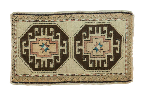 1'9" x 2'11" Vintage Oushak Rug Mat / Item ee002267 image 1