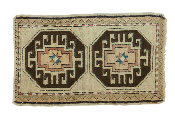 1'9" x 2'11" Vintage Oushak Rug Mat / Item ee002267 image 1