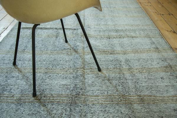 5x7 Vintage Distressed Kilim Rug // ONH Item ee002271 Image 1