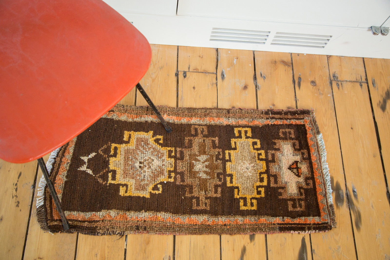 1.5x3 Vintage Oushak Rug Runner // ONH Item ee002280 Image 1