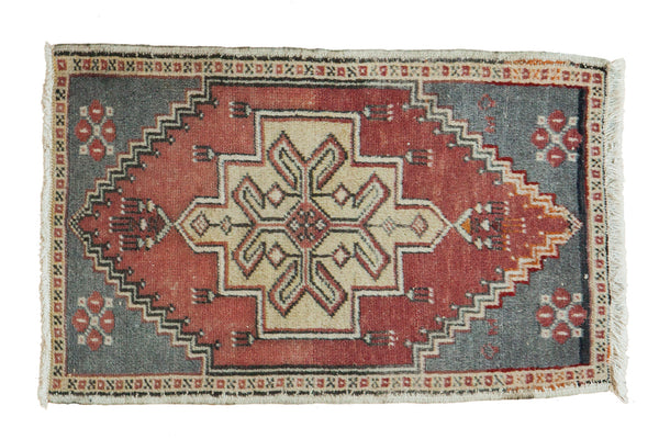 2x3 Vintage Oushak Rug Mat // ONH Item ee002287