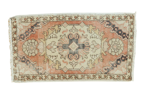 1.5x3 Vintage Oushak Rug Runner // ONH Item ee002298