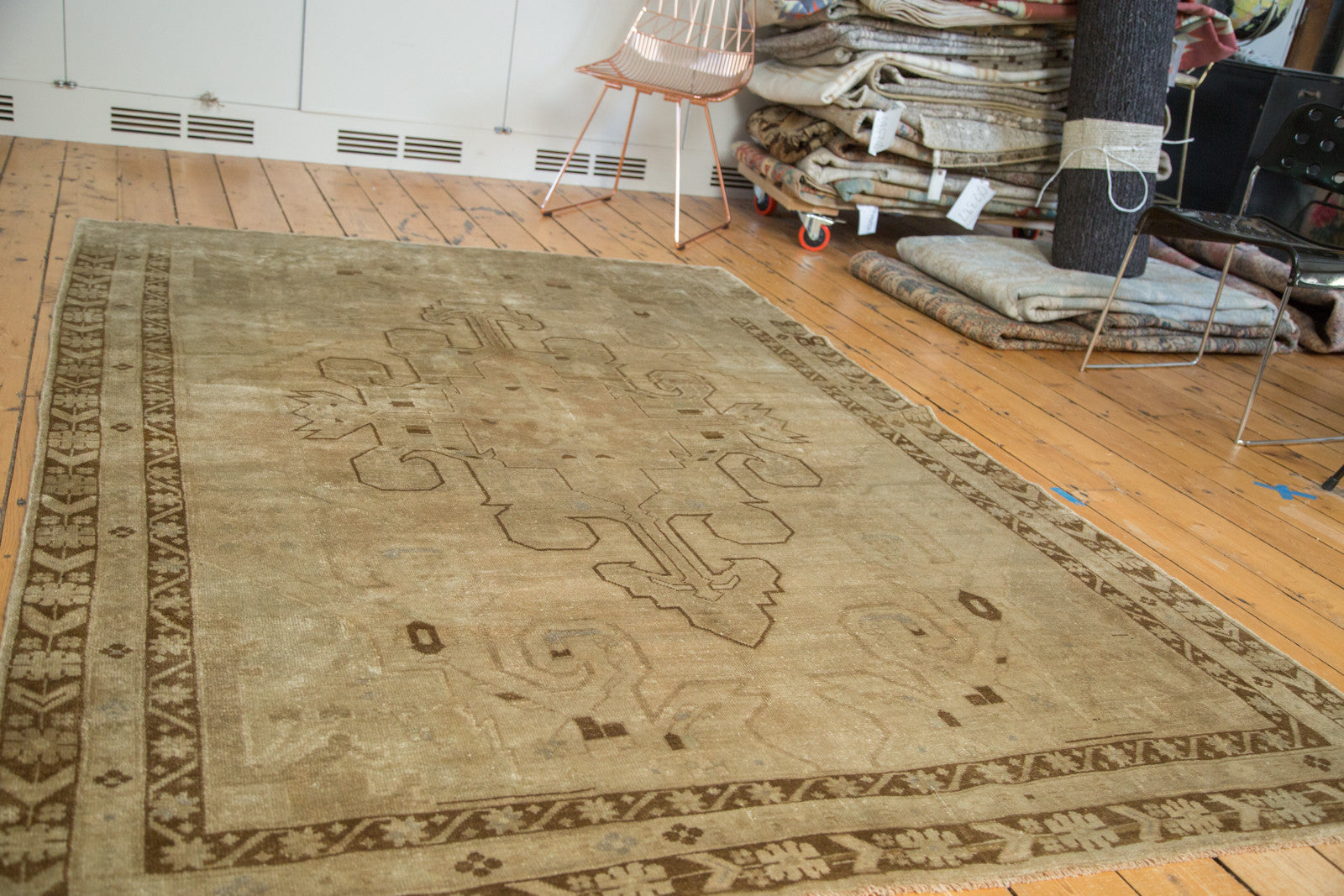 5.5x8.5 Vintage Oushak Carpet // ONH Item ee002352 Image 1
