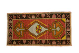 Vintage Oushak runner: pinwheel medallion, arrow motifs, geometric border, brick red, saffron.