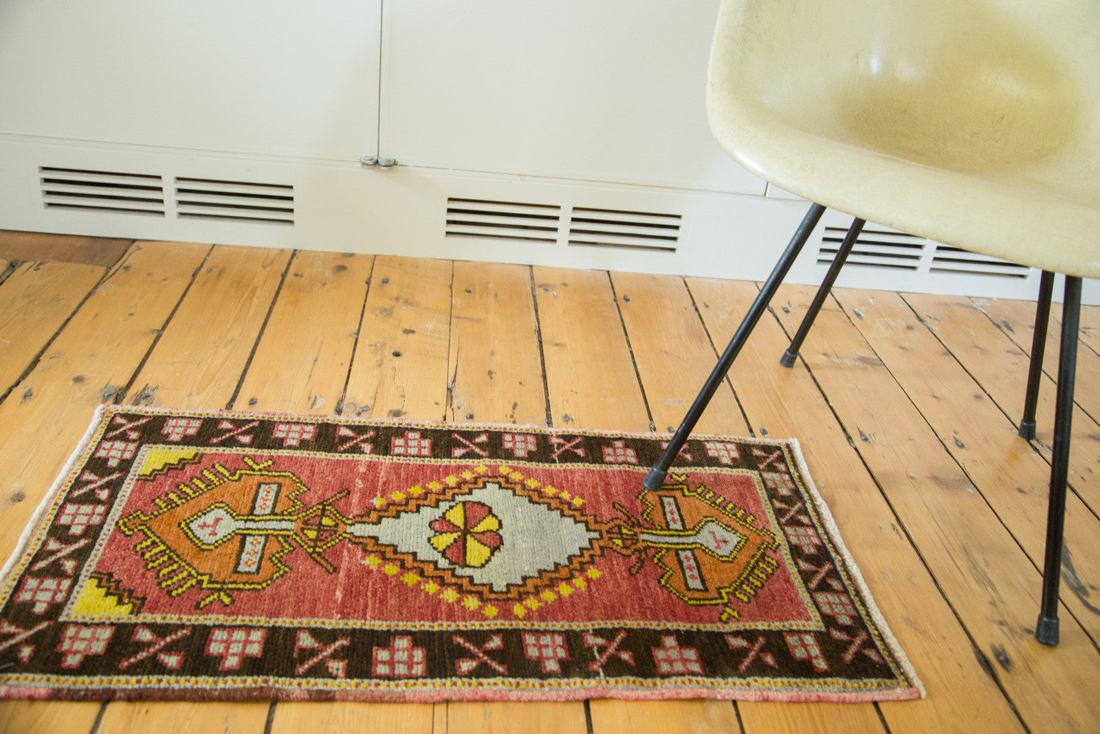 1.5x3 Vintage Oushak Rug Runner // ONH Item ee002373 Image 1