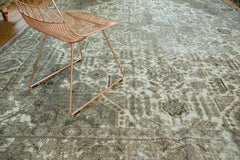  Vintage Distressed Tabriz Carpet / Item ee002387 image 2